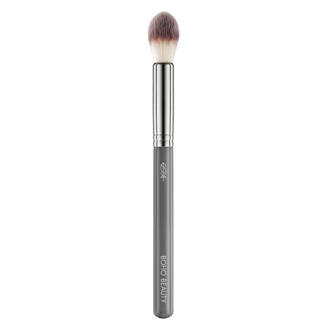 Boho Beauty Highlighter și pensulă de conturare 127V