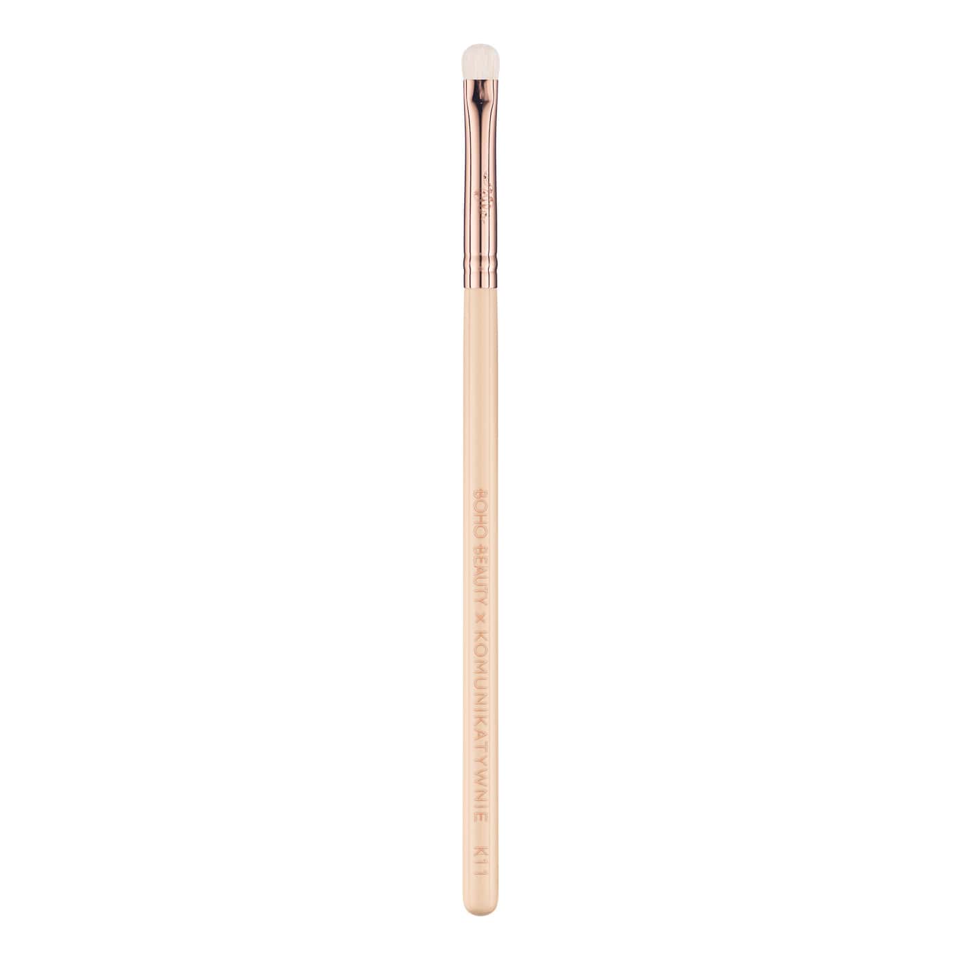 Boho Beauty x Communicatively Pensulă de precizie pentru umbre K11