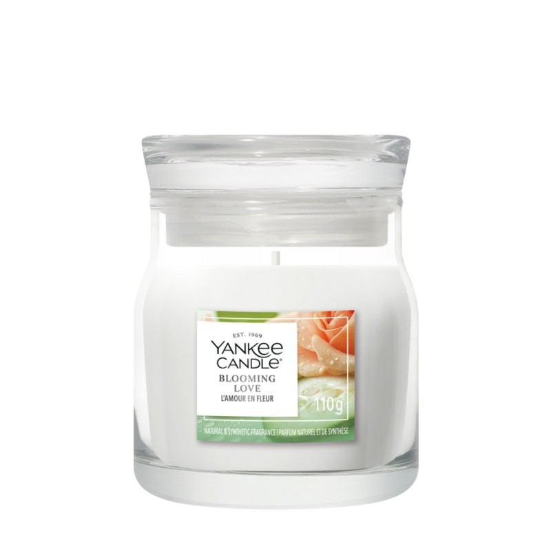Yankee Candle Semnătură lumânare într-un borcan mic Blooming Love