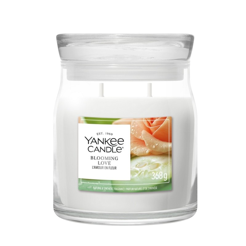 Yankee Candle Semnătură lumânare în borcan mediu cu două fitiluri Blooming Love